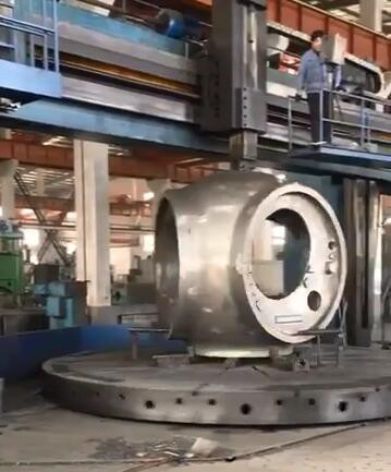 Torno vertical CNC trabajado en la industria de la energía eólica